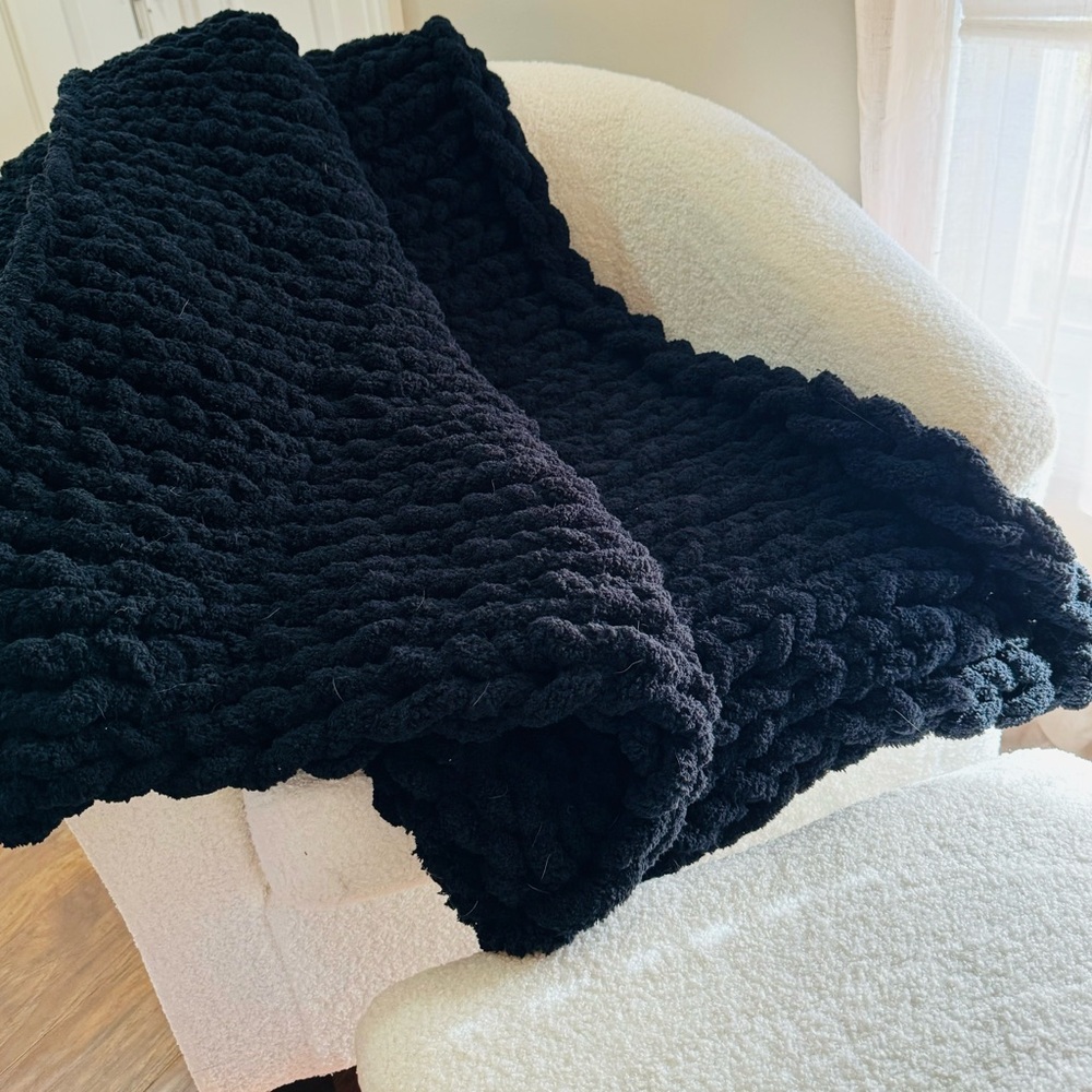 Soft Handmade Chunky Knit Blanket (small throw pictured)